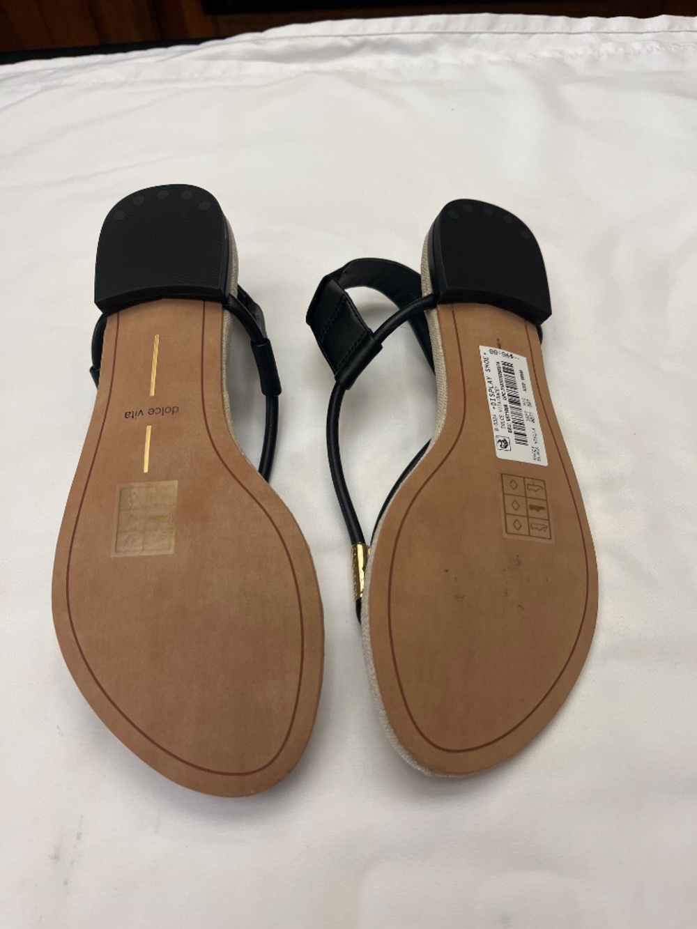 NIB Blk. Bacey Dolce Vita Sandals.  Style is Stella.  Size 8.5.  Beautiful On. - Picture 8 of 12